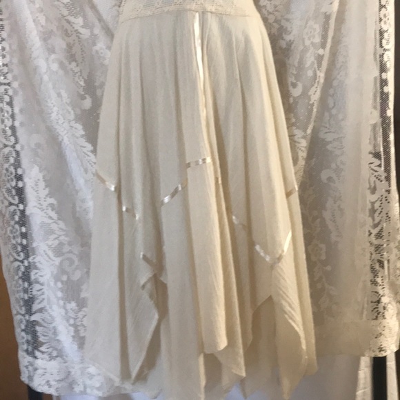 Gorgeous Boutique Crocheted Halter Maxi - Picture 2 of 7